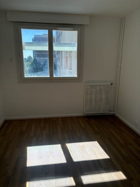 APPARTEMENT T4 A LOUER - CALUIRE ET CUIRE Montessuy-Ouest - 84.64 m2 - 1 375 &euro; charges comprises par mois