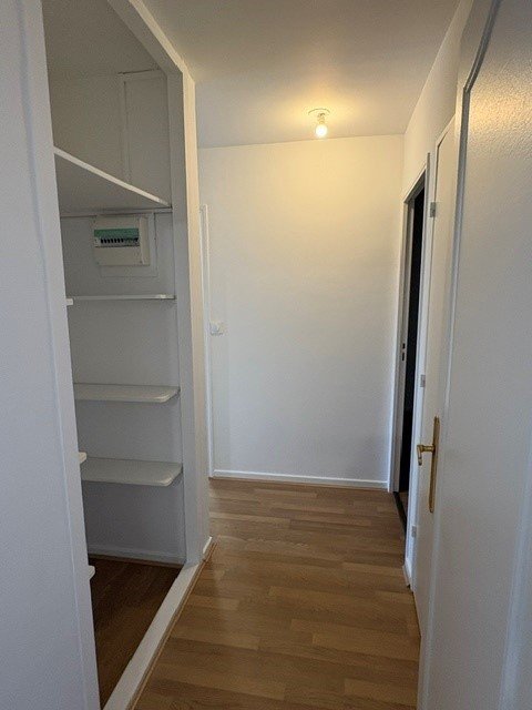 APPARTEMENT T4 A LOUER - CALUIRE ET CUIRE Montessuy-Ouest - 84.64 m2 - 1 375 &euro; charges comprises par mois
