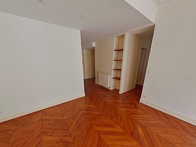 APPARTEMENT T4 A LOUER - LYON 1ER ARRONDISSEMENT La Bourse-Grenette - 102.46 m2 - 1900€ charges comprises par mois