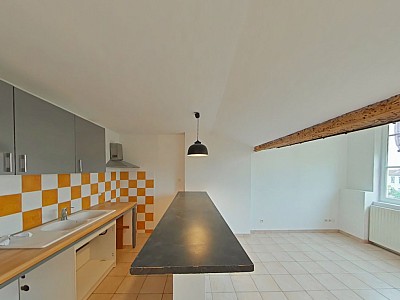 APPARTEMENT T4 A LOUER - LYON 1ER ARRONDISSEMENT Normale-Chartreux - 75.05 m2 - 1125€ charges comprises par mois