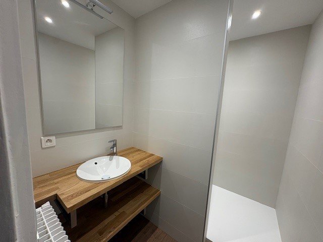 APPARTEMENT T4 A LOUER - LYON 1ER ARRONDISSEMENT Mairie-Martiniere - 107.61 m2 - 1�895�&euro; charges comprises par mois