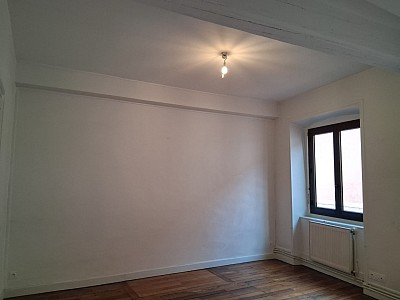 APPARTEMENT T4 A LOUER - LYON 2EME ARRONDISSEMENT Bellecour-a Gourjus - 80.55 m2 - 1392€ charges comprises par mois