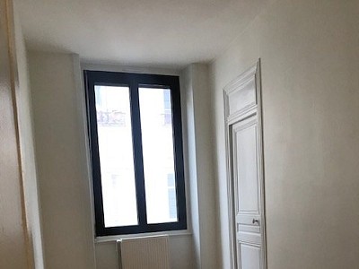 APPARTEMENT T4 A LOUER - LYON 2EME ARRONDISSEMENT - 80,54 m2 - 1422,83 € charges comprises par mois