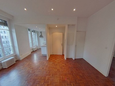 APPARTEMENT T4 A LOUER - LYON 2EME ARRONDISSEMENT Bellecour-Sala - 85.55 m2 - 1540€ charges comprises par mois