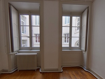 APPARTEMENT T4 A LOUER - LYON 2EME ARRONDISSEMENT Vaubecour-Mairie - 104.96 m2 - 1545€ charges comprises par mois