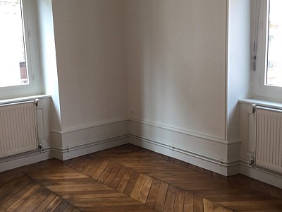APPARTEMENT T4 A LOUER - LYON 2EME ARRONDISSEMENT Bellecour-a Gourjus - 80.55 m2 - 1392€ charges comprises par mois