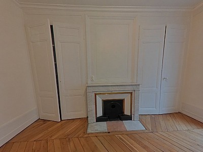 APPARTEMENT T4 A LOUER - LYON 2EME ARRONDISSEMENT Bellecour-a Gourjus - 88.38 m2 - 1357,05€ charges comprises par mois