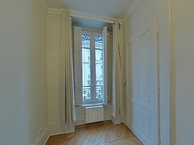 APPARTEMENT T4 A LOUER - LYON 2EME ARRONDISSEMENT Bellecour-a Gourjus - 88.38 m2 - 1357,05€ charges comprises par mois