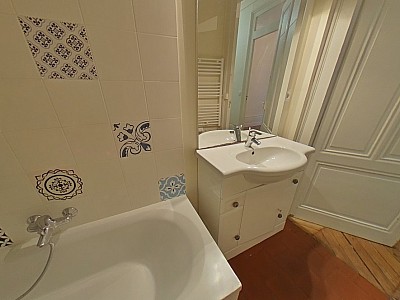 APPARTEMENT T4 A LOUER - LYON 2EME ARRONDISSEMENT Bellecour-a Gourjus - 88.38 m2 - 1357,05€ charges comprises par mois