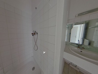 APPARTEMENT T4 A LOUER - LYON 2EME ARRONDISSEMENT Carnot-Charite - 96.72 m2 - 1465€ charges comprises par mois