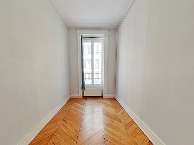 APPARTEMENT T4 A LOUER - LYON 2EME ARRONDISSEMENT La Bourse-Grenette - 131.8 m2 - 1711,14€ charges comprises par mois