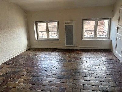 APPARTEMENT T4 A LOUER - LYON 2EME ARRONDISSEMENT Carnot-Charite - 94.15 m2 - 1260€ charges comprises par mois