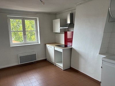 APPARTEMENT T4 A LOUER - LYON 2EME ARRONDISSEMENT Carnot-Charite - 94.15 m2 - 1260€ charges comprises par mois