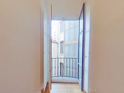 APPARTEMENT T4 A LOUER - LYON 2EME ARRONDISSEMENT Bellecour-a Gourjus - 99.89 m2 - 1998€ charges comprises par mois