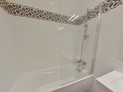 APPARTEMENT T4 A LOUER - LYON 2EME ARRONDISSEMENT Bellecour-a Gourjus - 99.89 m2 - 1998€ charges comprises par mois