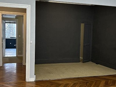 APPARTEMENT T4 A LOUER - LYON 2EME ARRONDISSEMENT Bellecour-a Gourjus - 137.29 m2 - 1560€ charges comprises par mois