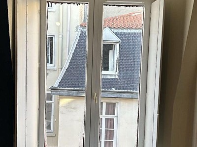 APPARTEMENT T4 A LOUER - LYON 2EME ARRONDISSEMENT Bellecour-a Gourjus - 137.29 m2 - 1560€ charges comprises par mois