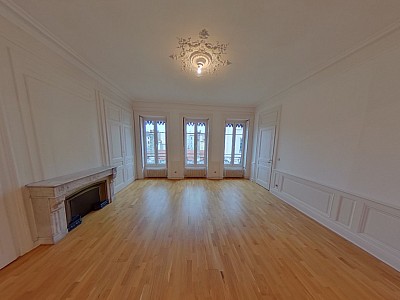 APPARTEMENT T4 A LOUER - LYON 2EME ARRONDISSEMENT Carnot-Charite - 124.68 m2 - 1870€ charges comprises par mois