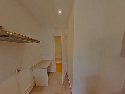APPARTEMENT T4 A LOUER - LYON 2EME ARRONDISSEMENT Carnot-Charite - 124.68 m2 - 1870€ charges comprises par mois