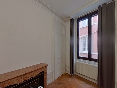 APPARTEMENT T4 A LOUER - LYON 2EME ARRONDISSEMENT Bellecour-a Gourjus - 79.35 m2 - 1�098�&euro; charges comprises par mois