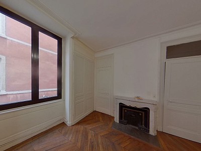APPARTEMENT T4 A LOUER - LYON 2EME ARRONDISSEMENT Bellecour-a Gourjus - 79.35 m2 - 1�098�&euro; charges comprises par mois