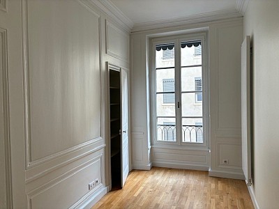 APPARTEMENT T4 A LOUER - LYON 2EME ARRONDISSEMENT Ampere-Ainay - 111.85 m2 - 1�770�&euro; charges comprises par mois