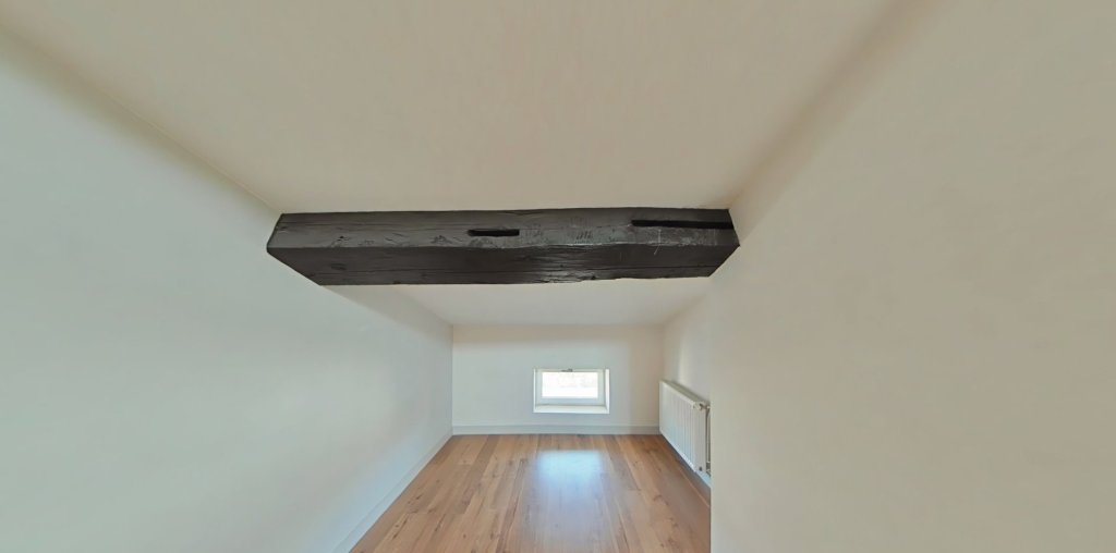 APPARTEMENT T4 A LOUER - LYON 2EME ARRONDISSEMENT Ampere-Ainay - 78.31 m2 - 1 345 &euro; charges comprises par mois