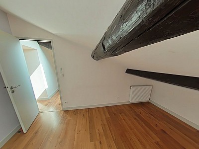 APPARTEMENT T4 A LOUER - LYON 2EME ARRONDISSEMENT Ampere-Ainay - 78.31 m2 - 1 345 &euro; charges comprises par mois