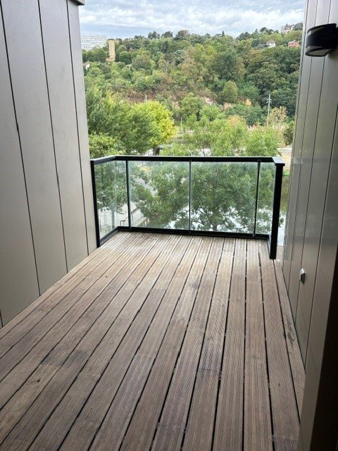 APPARTEMENT T4 A LOUER - LYON 2EME ARRONDISSEMENT Rambaud-Seguin - 109.3 m2 - 2 190 &euro; charges comprises par mois