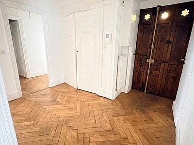 APPARTEMENT T4 A LOUER - LYON 2EME ARRONDISSEMENT - 112.8 m2 - 1 655 € charges comprises par mois