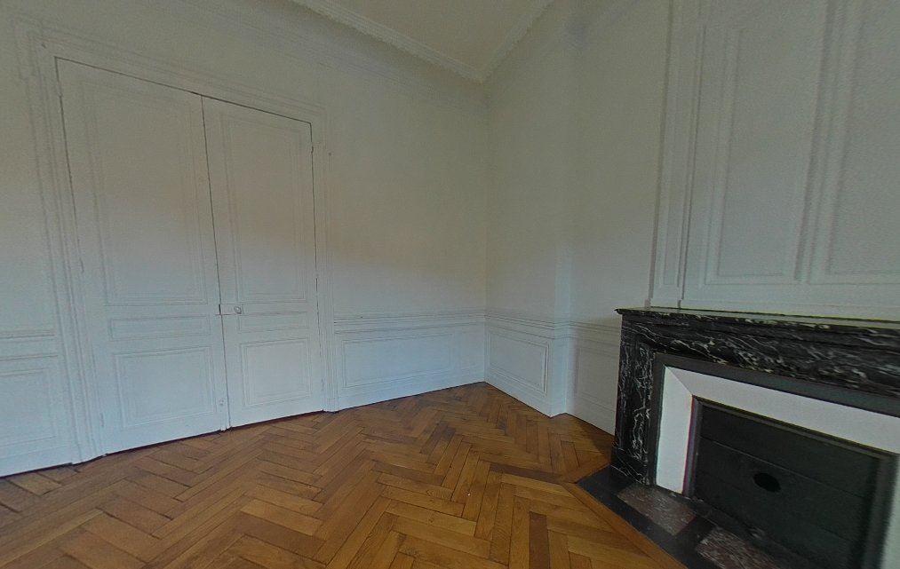 APPARTEMENT T4 A LOUER - LYON 2EME ARRONDISSEMENT Vaubecour-Mairie - 144.17 m2 - 2 110 &euro; charges comprises par mois