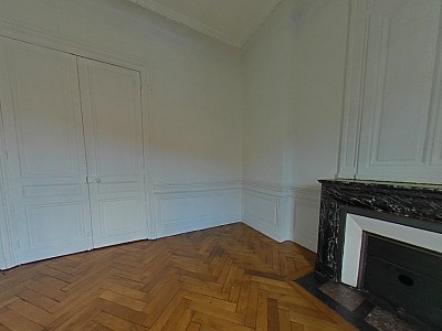 APPARTEMENT T4 A LOUER - LYON 2EME ARRONDISSEMENT Vaubecour-Mairie - 144.17 m2 - 2 110 € charges comprises par mois