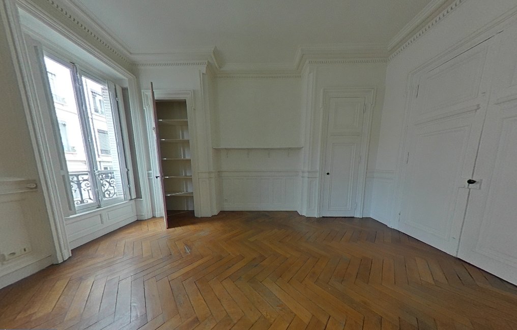 APPARTEMENT T4 A LOUER - LYON 2EME ARRONDISSEMENT Vaubecour-Mairie - 144.17 m2 - 2 110 &euro; charges comprises par mois