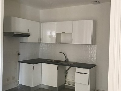 APPARTEMENT T4 A LOUER - LYON 3EME ARRONDISSEMENT Voltaire - 100.02 m2 - 1652€ charges comprises par mois
