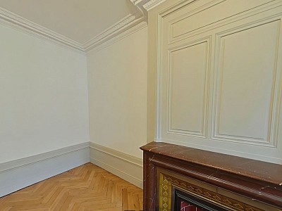 APPARTEMENT T4 A LOUER - LYON 3EME ARRONDISSEMENT Bonnel-Servient - 133.36 m2 - 1 875 € charges comprises par mois