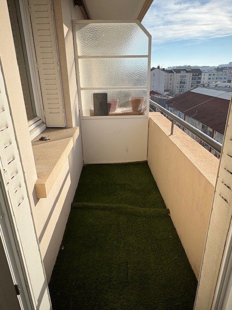 APPARTEMENT T4 A LOUER - LYON 3EME ARRONDISSEMENT Jules Verne-Acacias - 78.86 m2 - 1�350�&euro; charges comprises par mois