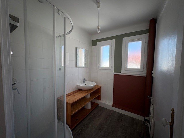 APPARTEMENT T4 A LOUER - LYON 3EME ARRONDISSEMENT Jules Verne-Acacias - 78.86 m2 - 1�350�&euro; charges comprises par mois