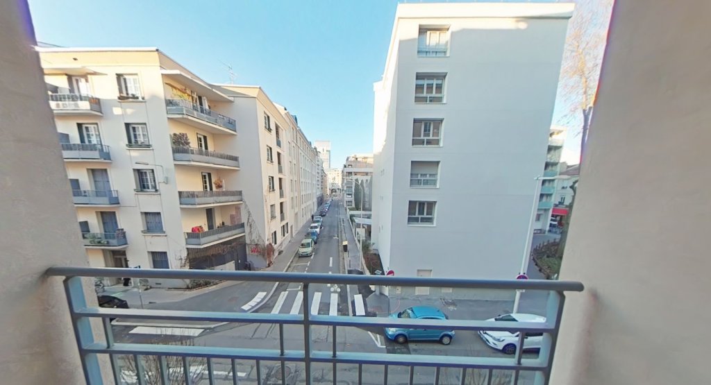 APPARTEMENT T4 A LOUER - LYON 3EME ARRONDISSEMENT Danton-Bir Akeim - 88.59 m2 - 1�535�&euro; charges comprises par mois