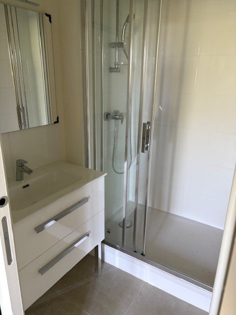 APPARTEMENT T4 A LOUER - LYON 3EME ARRONDISSEMENT Jussieu - 144 m2 - 2 225 &euro; charges comprises par mois