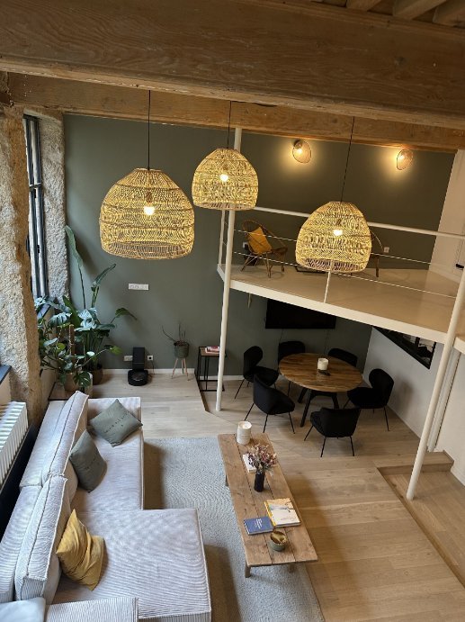 APPARTEMENT T4 A LOUER - LYON 4EME ARRONDISSEMENT Boucle Louis Thevenet - 121.1 m2 - 2�350�&euro; charges comprises par mois