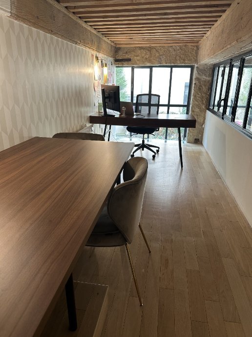 APPARTEMENT T4 A LOUER - LYON 4EME ARRONDISSEMENT Boucle Louis Thevenet - 121.1 m2 - 2 150 &euro; charges comprises par mois