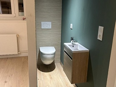 APPARTEMENT T4 A LOUER - LYON 4EME ARRONDISSEMENT Boucle Louis Thevenet - 121.1 m2 - 2 150 &euro; charges comprises par mois