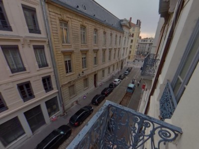 APPARTEMENT T4 A LOUER - LYON 5EME ARRONDISSEMENT - 111.99 m2 - 1465 € charges comprises par mois
