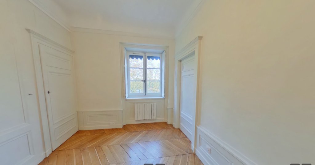 APPARTEMENT T4 A LOUER - LYON 5EME ARRONDISSEMENT Saint-Jean - 94.43 m2 - 1�545�&euro; charges comprises par mois