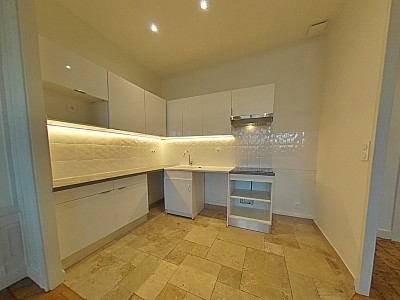 APPARTEMENT T4 A LOUER - LYON 5EME ARRONDISSEMENT Saint-Jean - 95.62 m2 - 1 485 € charges comprises par mois