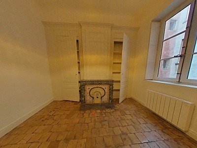 APPARTEMENT T4 A LOUER - LYON 5EME ARRONDISSEMENT Saint-Jean - 95.62 m2 - 1 485 € charges comprises par mois