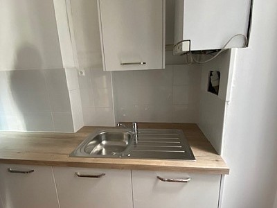 APPARTEMENT T4 A LOUER - LYON 5EME ARRONDISSEMENT Saint-Paul - 111.99 m2 - 1 500 € charges comprises par mois