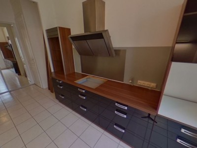 APPARTEMENT T4 A LOUER - LYON 6EME ARRONDISSEMENT PARC TETE D OR - 142,9 m2 - 1980 € charges comprises par mois