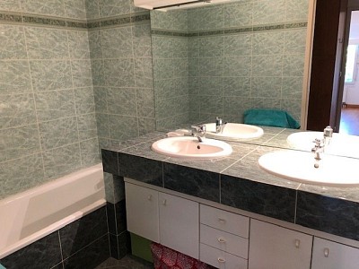 APPARTEMENT T4 - LYON 6EME ARRONDISSEMENT - 119,55 m2 - LOUÉ