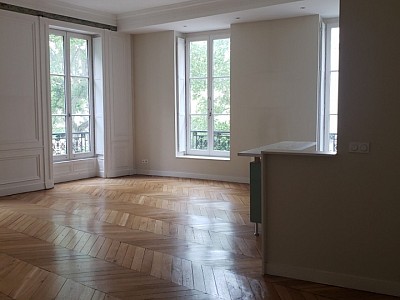 APPARTEMENT T4 A LOUER - LYON 6EME ARRONDISSEMENT Puvis de Chavannes - 119.95 m2 - 2045€ charges comprises par mois